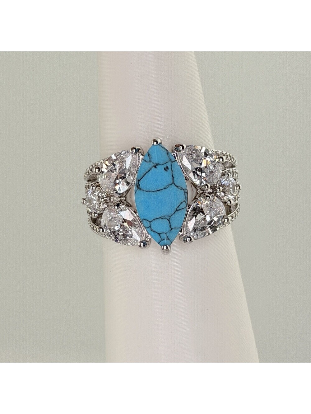 Bomb Party Ring Sz 7 "Harmonic Bliss" Turquoise Magnesite on Rhodium RG61054